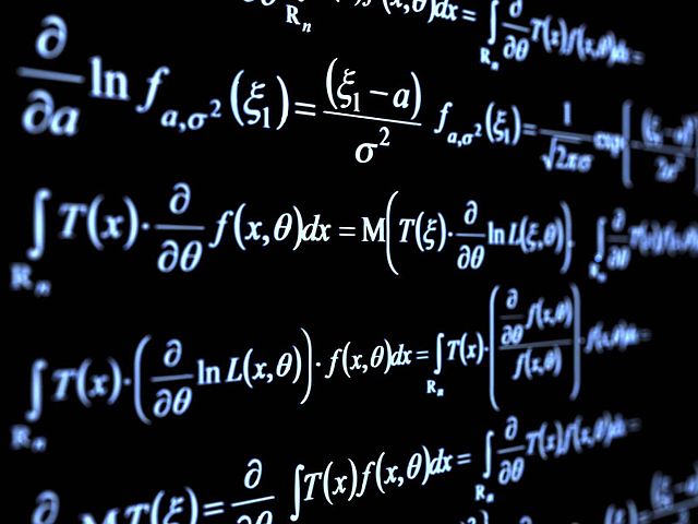 By Wallpoper - http://wallpoper.com/wallpaper/formula-mathematics-255330, Public Domain, https://commons.wikimedia.org/w/index.php?curid=26342258